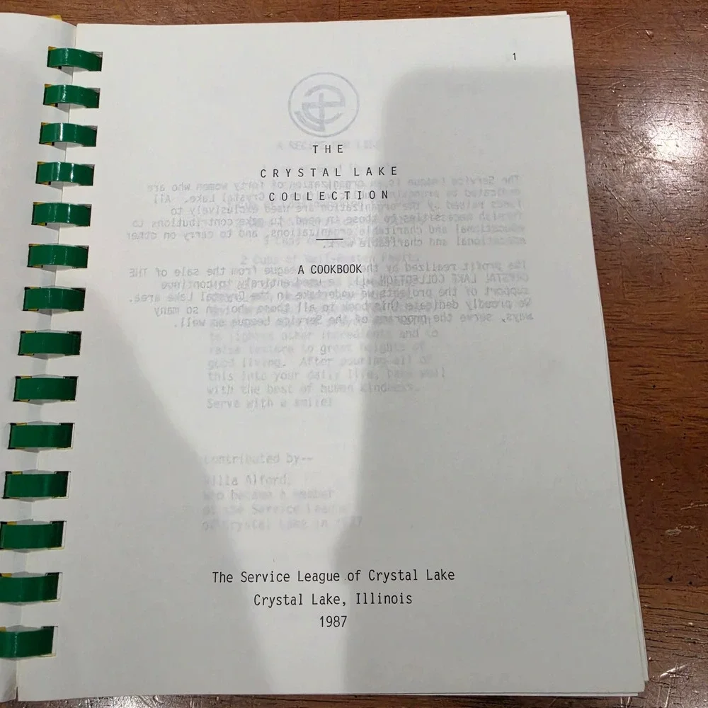 Service League Crystal Lake Collection Cookbook 1987 Yellow Vintage Excellent